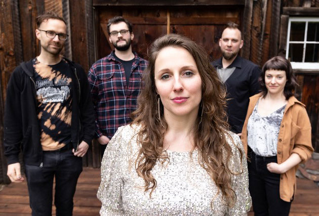 photo of the band Her Mountain Majesty